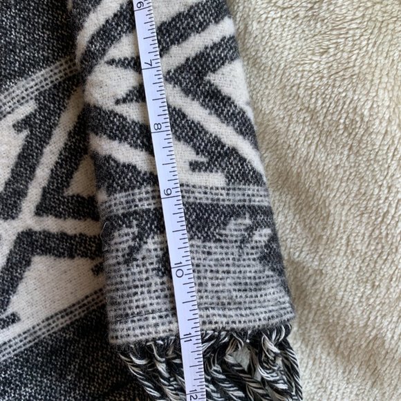 *RARE* RVCA Nature X Industry Western Fall Fringe Jacket Small - Picture 7 of 10